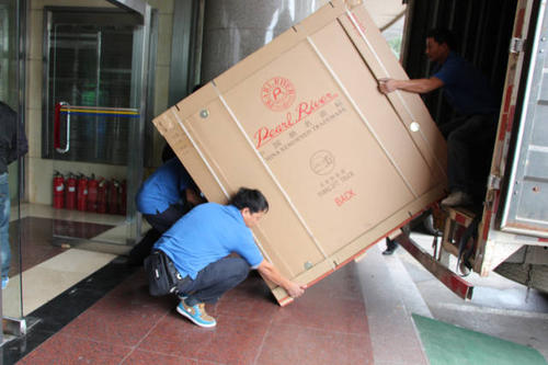 通川钢琴贵重工艺品无忧运